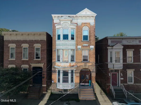 1040 5th Avenue, Troy, NY 12180