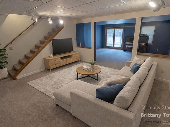5th image of 799 Topview Dr