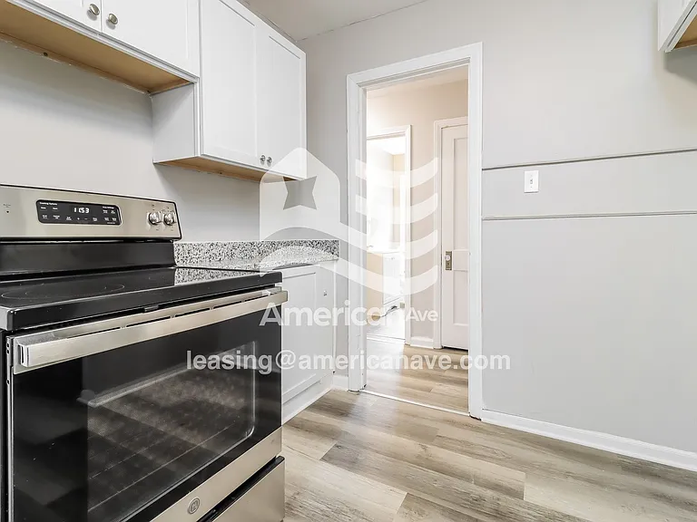 1442858_006_kitchen_13911425.jpg