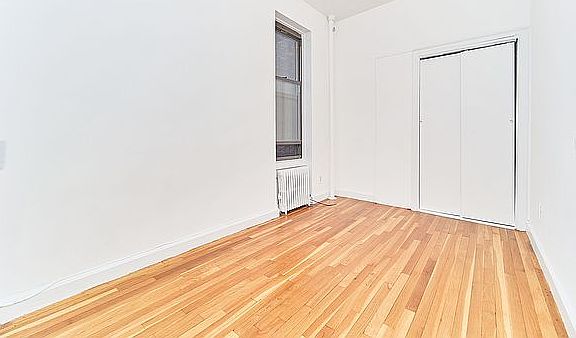5th image of 353 W 44th St #3B