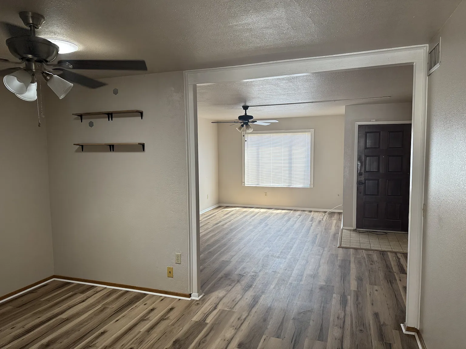 2 bed, 1080 sqft, $1,300 — Photo 1