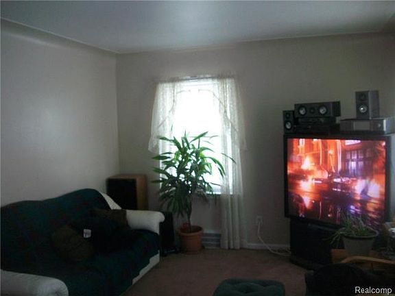 4th image of 1612 Ethel Ave