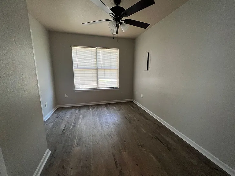 234 Ambrea Dr — Photo 5