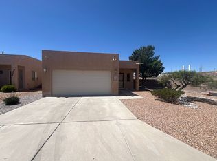4400 Desert Chicory Ct SE, Rio Rancho, NM 87124