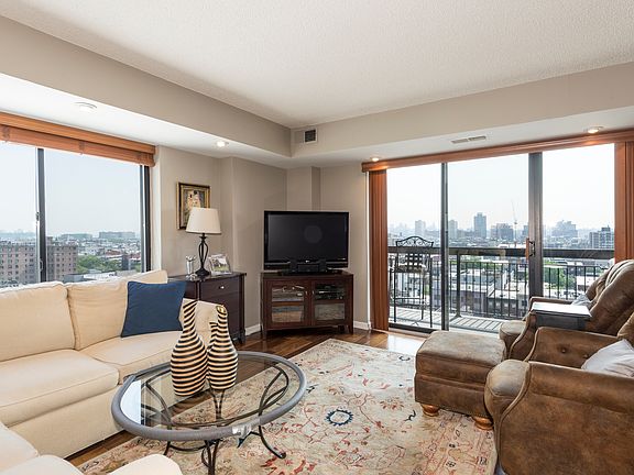 4th image of 700 1st St APT 12E