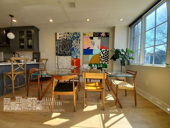 4th image of 59 Quincy St #2