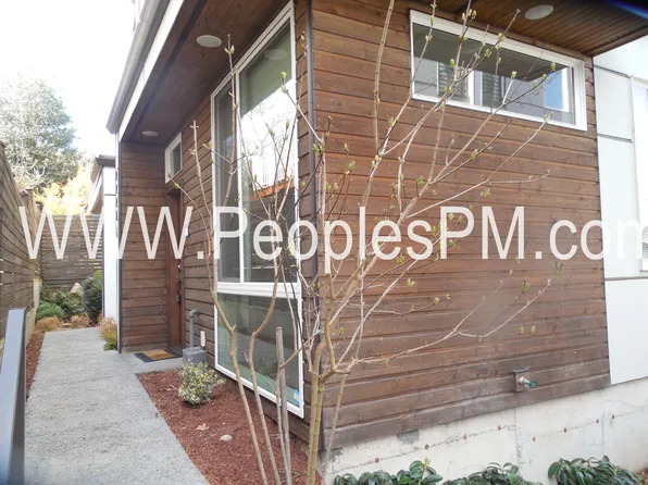 9221 Linden Ave N #A, Seattle, WA 98103