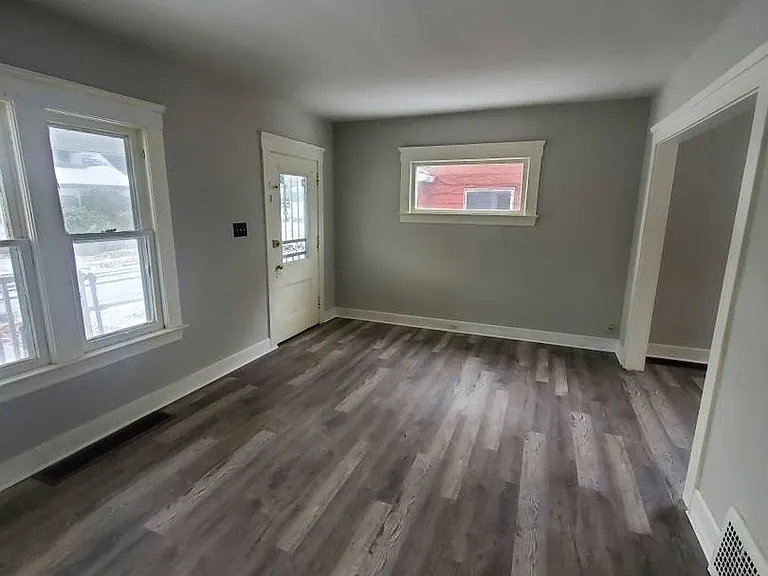 14205 Savannah Ave — Photo 14