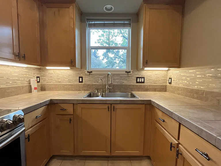 10955 SW 130th Ave — Photo 8