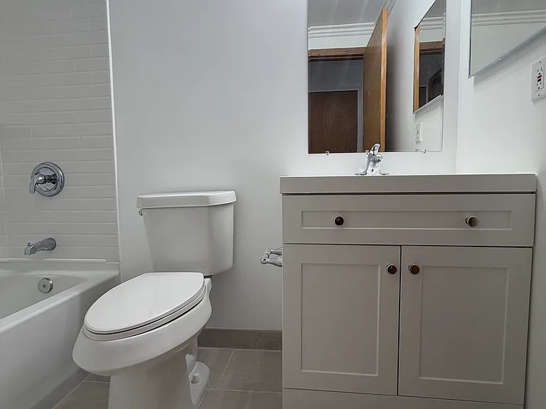 43284 Mound Rd #27 — Photo 15