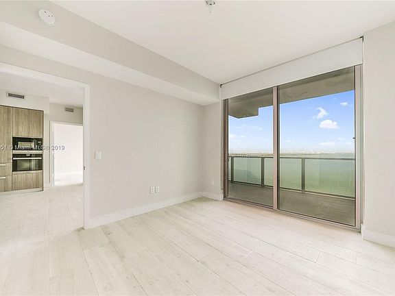 3rd image of 2900 NE 7th Ave #3