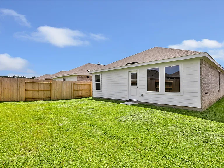 1570 Gardenia Blossom Ln — Photo 27