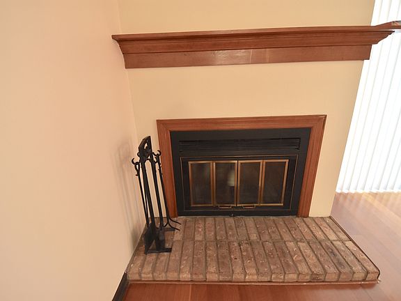 4th image of 1228 Williamsport Dr Unit 4