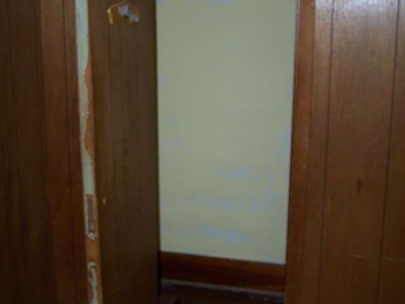 4th image of 329 N Lake St