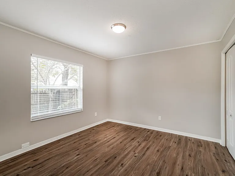 4640 Burlington Rd — Photo 14