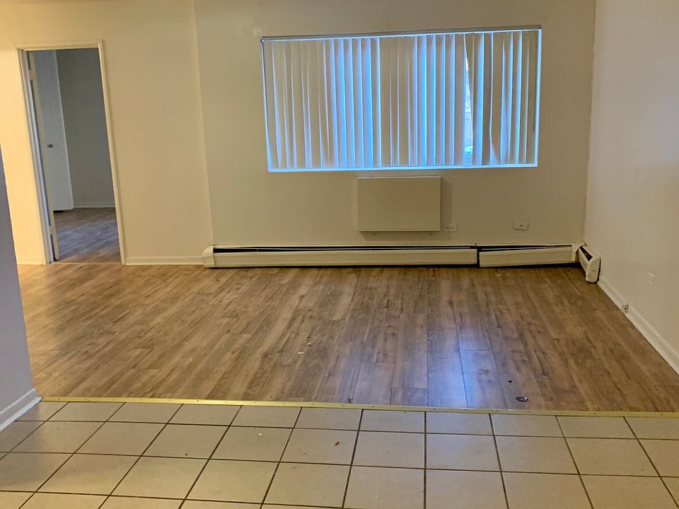 1st image of 1533 W Jarvis Ave #414