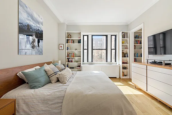 Sold by Corcoran | media 4