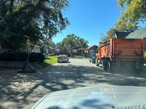 3rd image of 4612 Penrose St