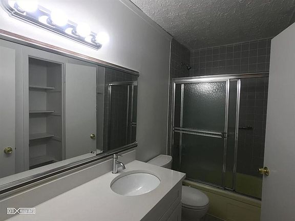 4th image of 1996 78th St APT 3