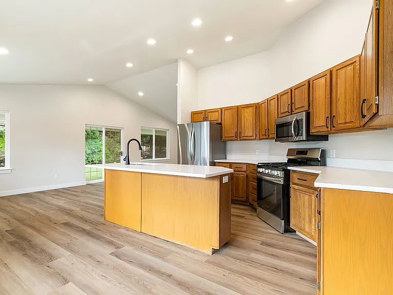 3815 Del Bonita Way — Photo 5