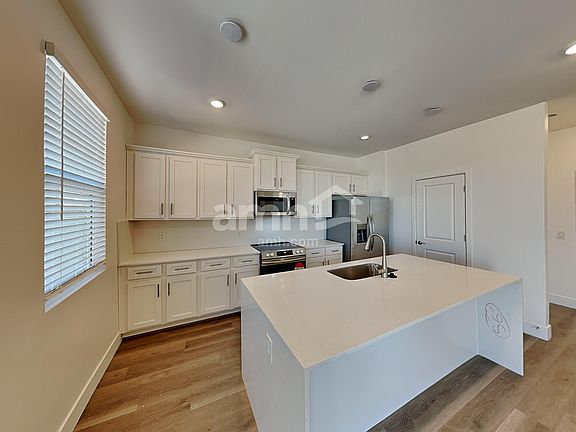 4th image of 7427 S Keller Ln