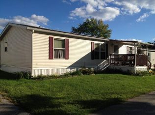 122 Valley Ln, Norristown, PA 19403