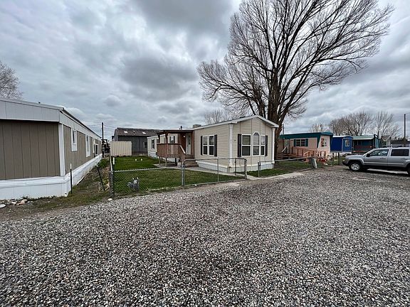 2nd image of 108 Amy Lou Ln