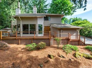 16750 Phantom Bluff Ct, Lake Oswego, OR 97034