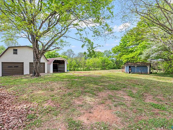 4th image of 5581 Hunter Ln