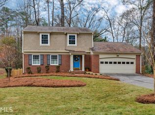 6698 Lockridge Dr, Doraville, GA 30360
