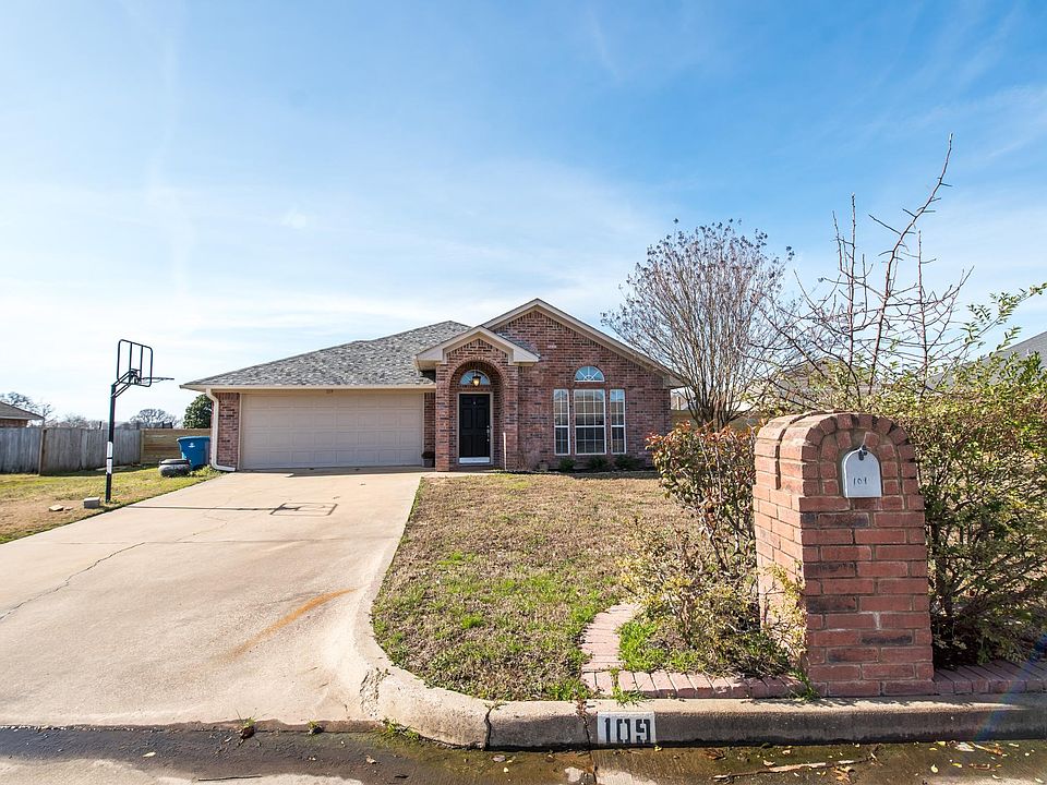 1st image of 109 Ash Dr