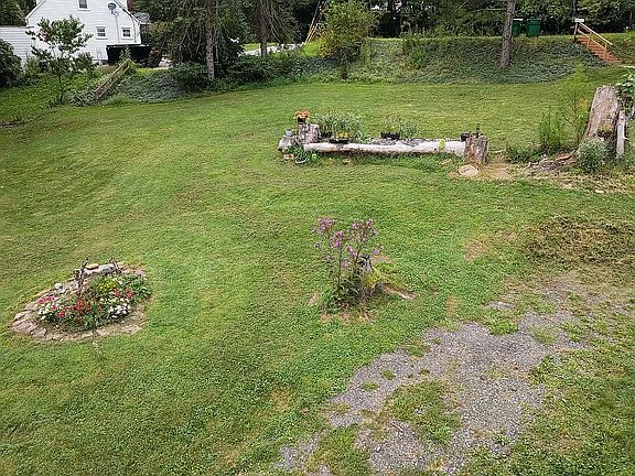 4th image of 12 Old Plank Rd