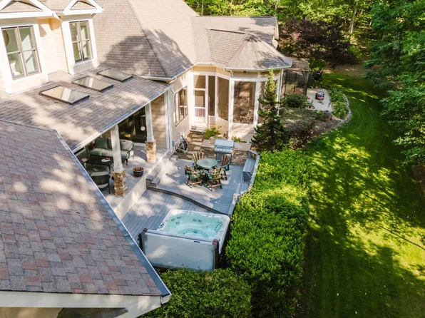 605 Deer Mountain Rd, Pittsboro, NC 27312