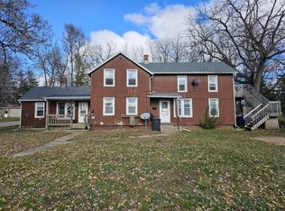 131 Holmes St APT A, Rio, WI 53960