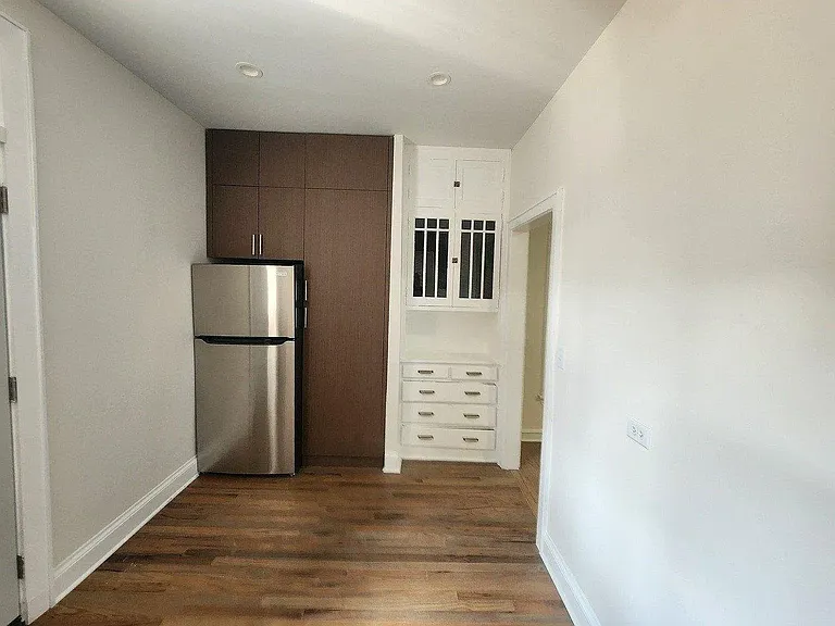11136 S Vernon Ave #1B — Photo 7