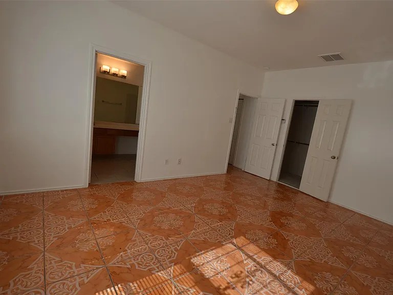 13007 Brentlawn Ct — Photo 7