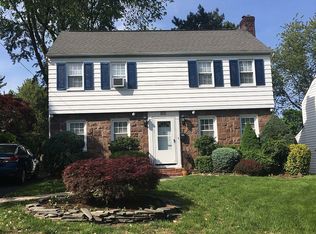 27 Van Buren Ave, Teaneck, NJ 07666