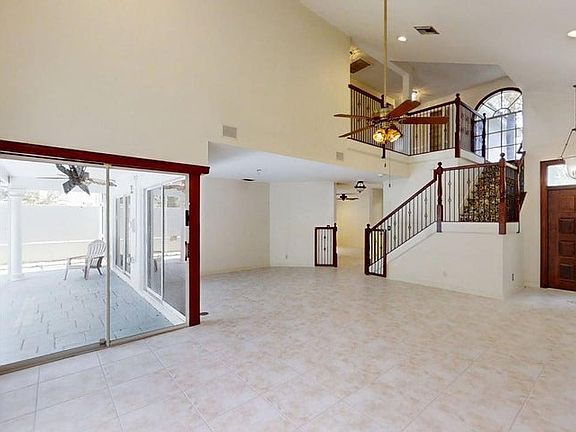 5th image of 23330 La Vida Way