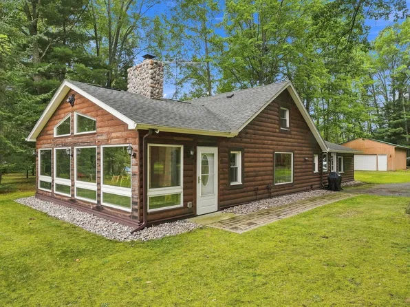 3199 Teed Rd, Houghton Lake, MI 48629