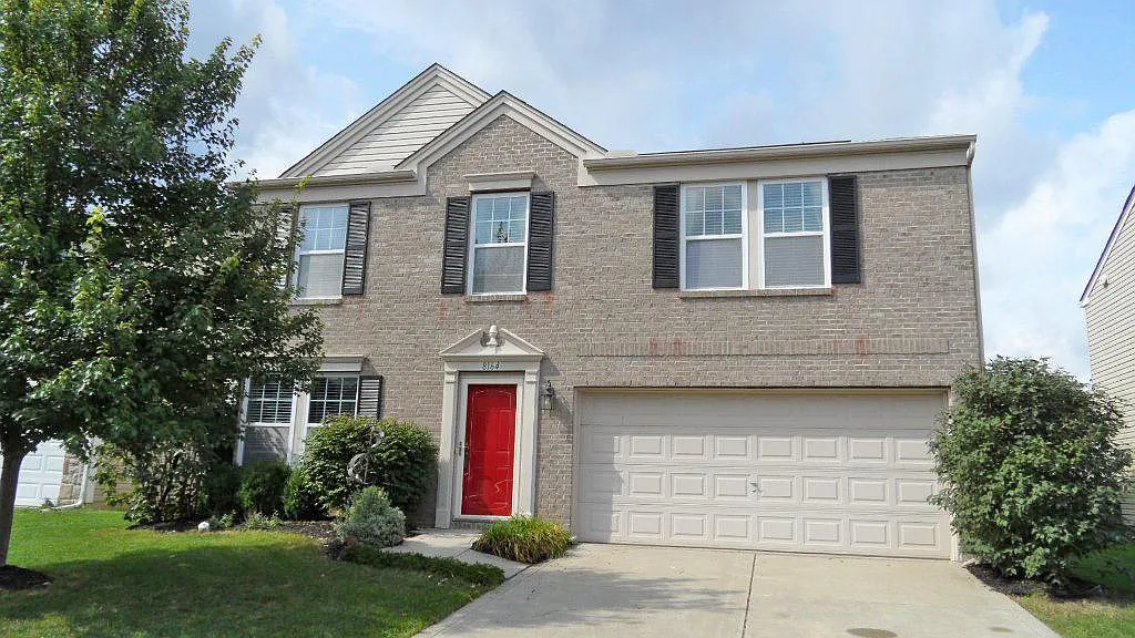 8164 Royal Elm Dr photo 1