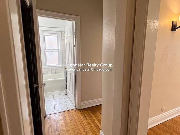 2nd image of 4937 N Whipple St APT 3W