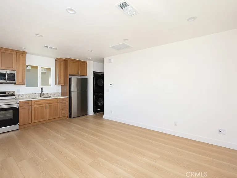 10520 Myrtle St #A — Photo 6
