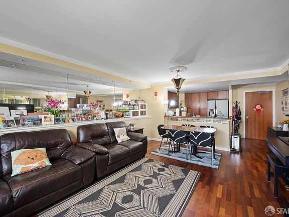 4th image of 400 Beale St APT 407
