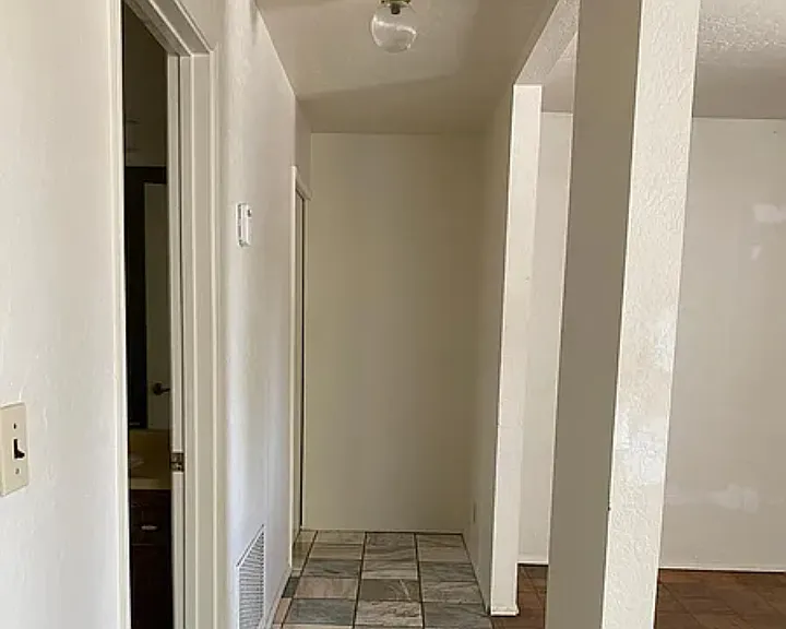3030 Browns Ln — Photo 6