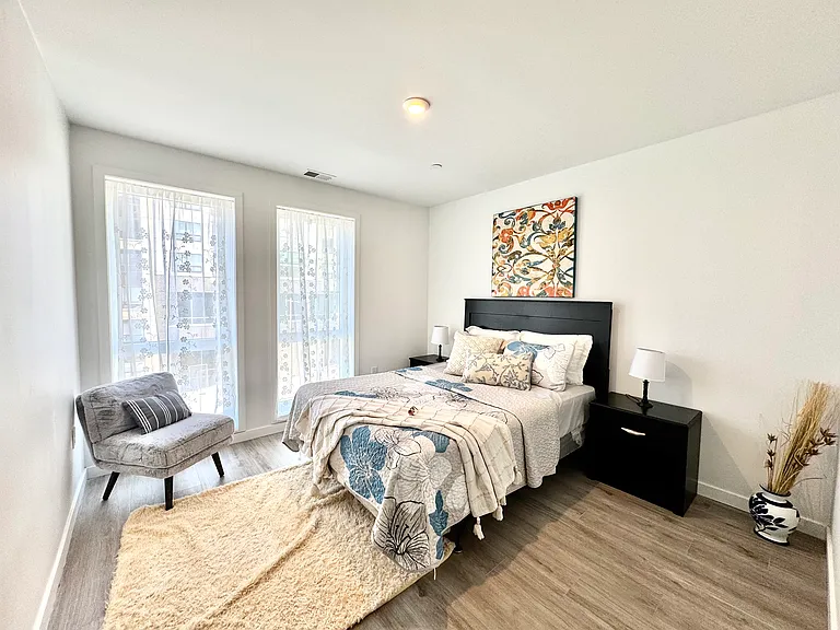 915 N Broad St #301 — Photo 8