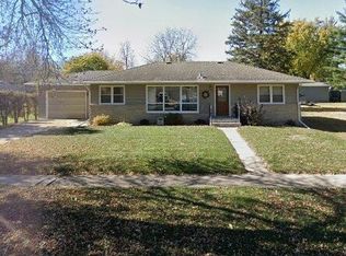 103 N Hubbard Ave, Litchfield, MN 55355