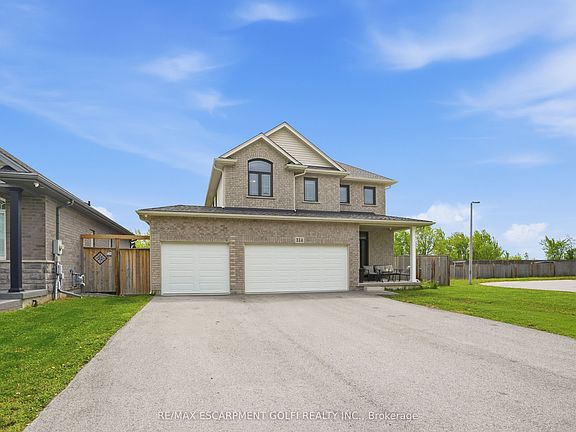 4th image of 334 Viger Dr W