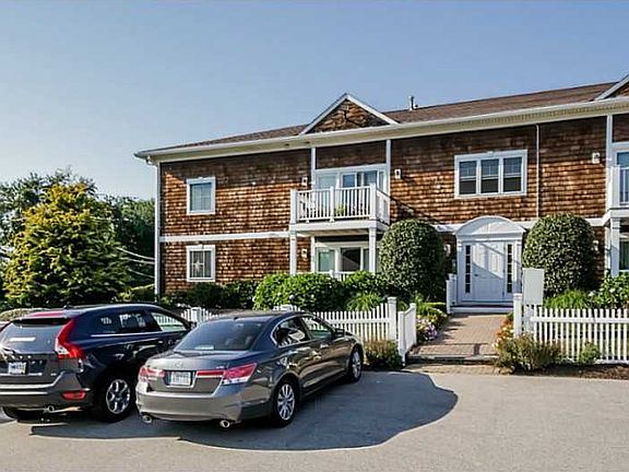 5th image of 21 Starr Dr APT 102