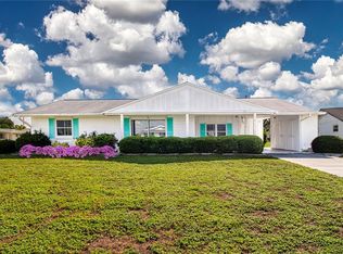 1205 Harkness Way, Sun City Center, FL 33573