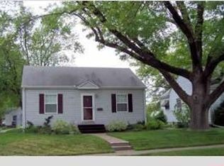 418 W 29th St, Davenport, IA 52803